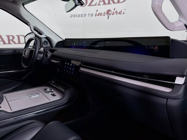 New 2026 Lincoln Navigator Premiere AWD/4WD image 32