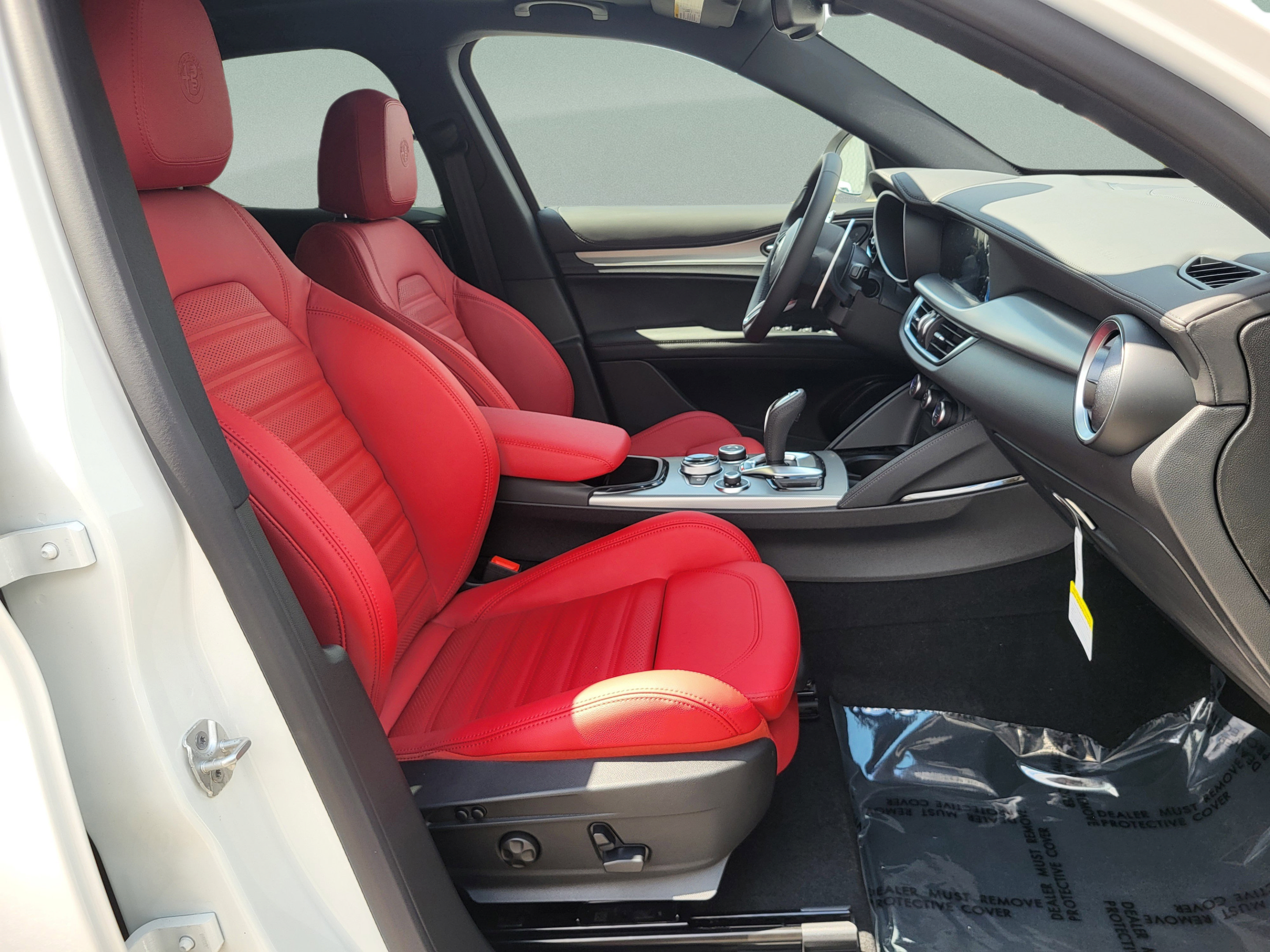 New 2026 Alfa Romeo Stelvio Sprint AWD/4WD image 34