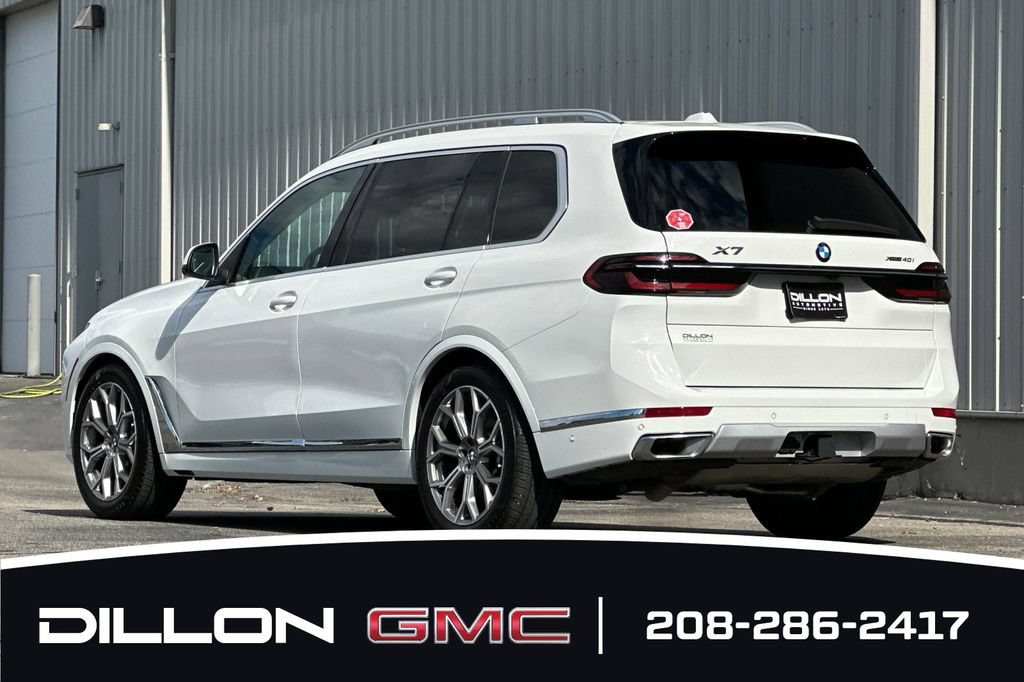 Used 2025 BMW X7 xDrive40i AWD/4WD image 6