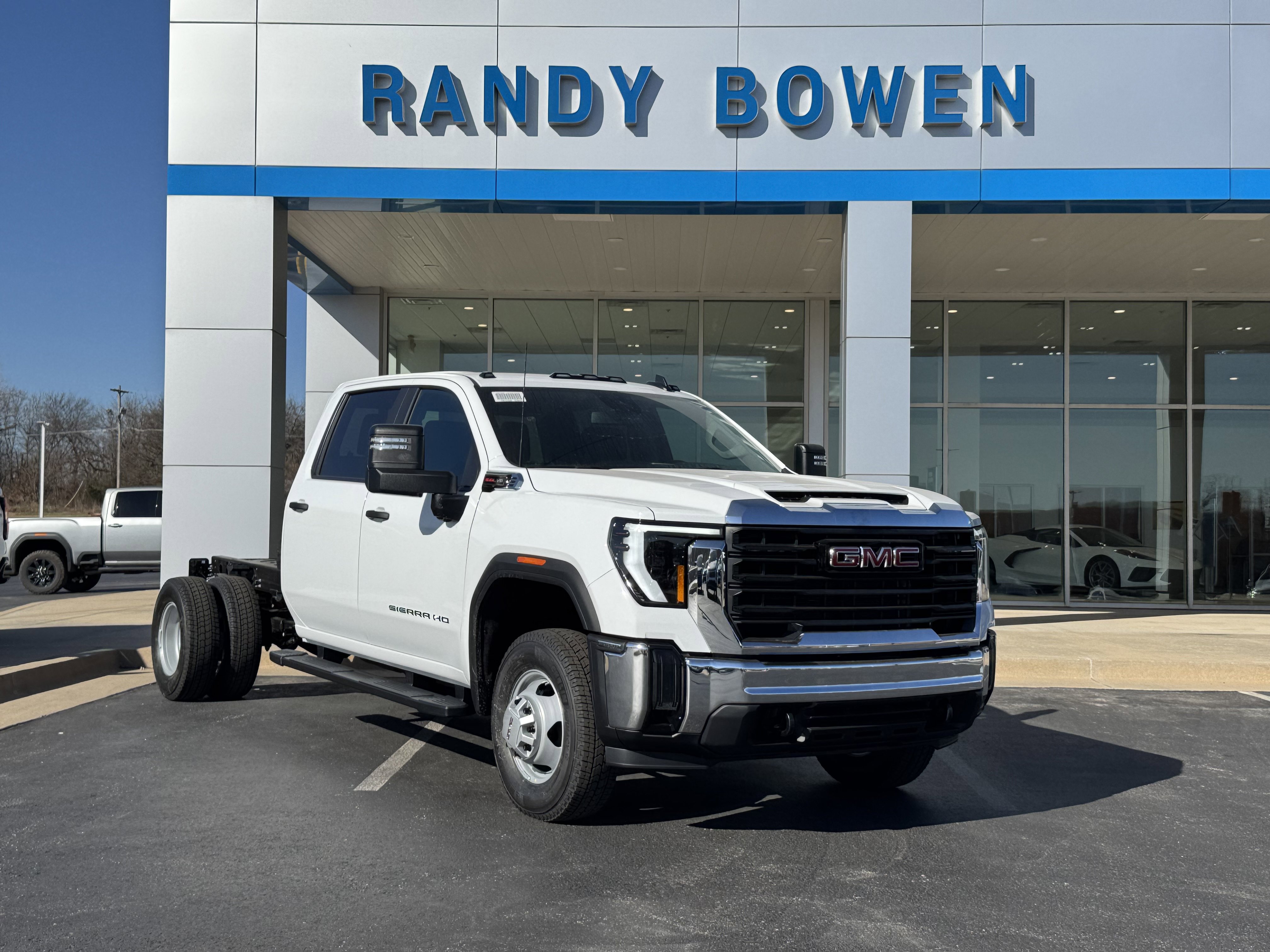 New 2026 GMC Sierra 3500 Pro w/ Convenience Package