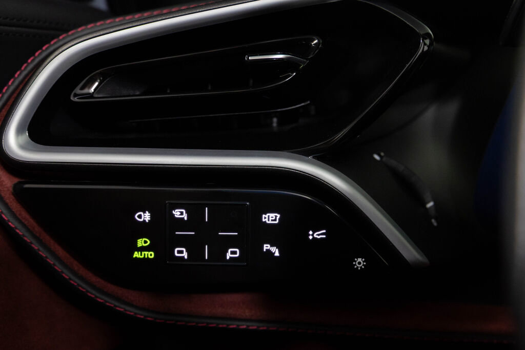 Certified 2024 Ferrari 296 GTS RWD image 19