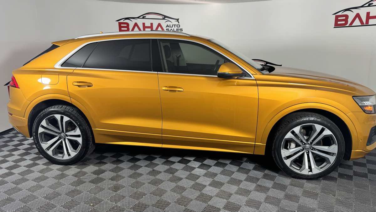Used 2019 Audi Q8 Prestige w/ Luxury Package AWD/4WD image 8