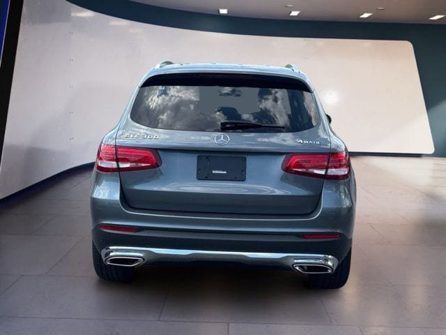 Used 2016 Mercedes-Benz GLC 300 4MATIC image 4