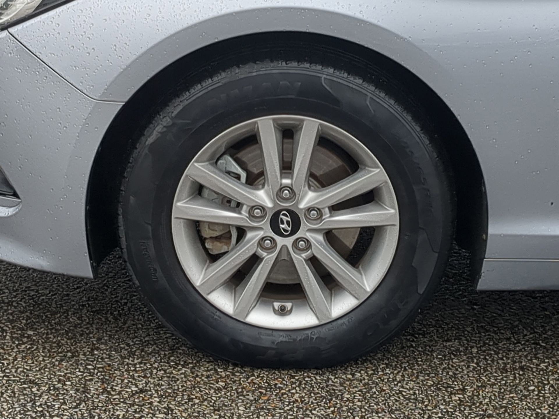 Used 2016 Hyundai Sonata SE w/ Cargo Package image 10