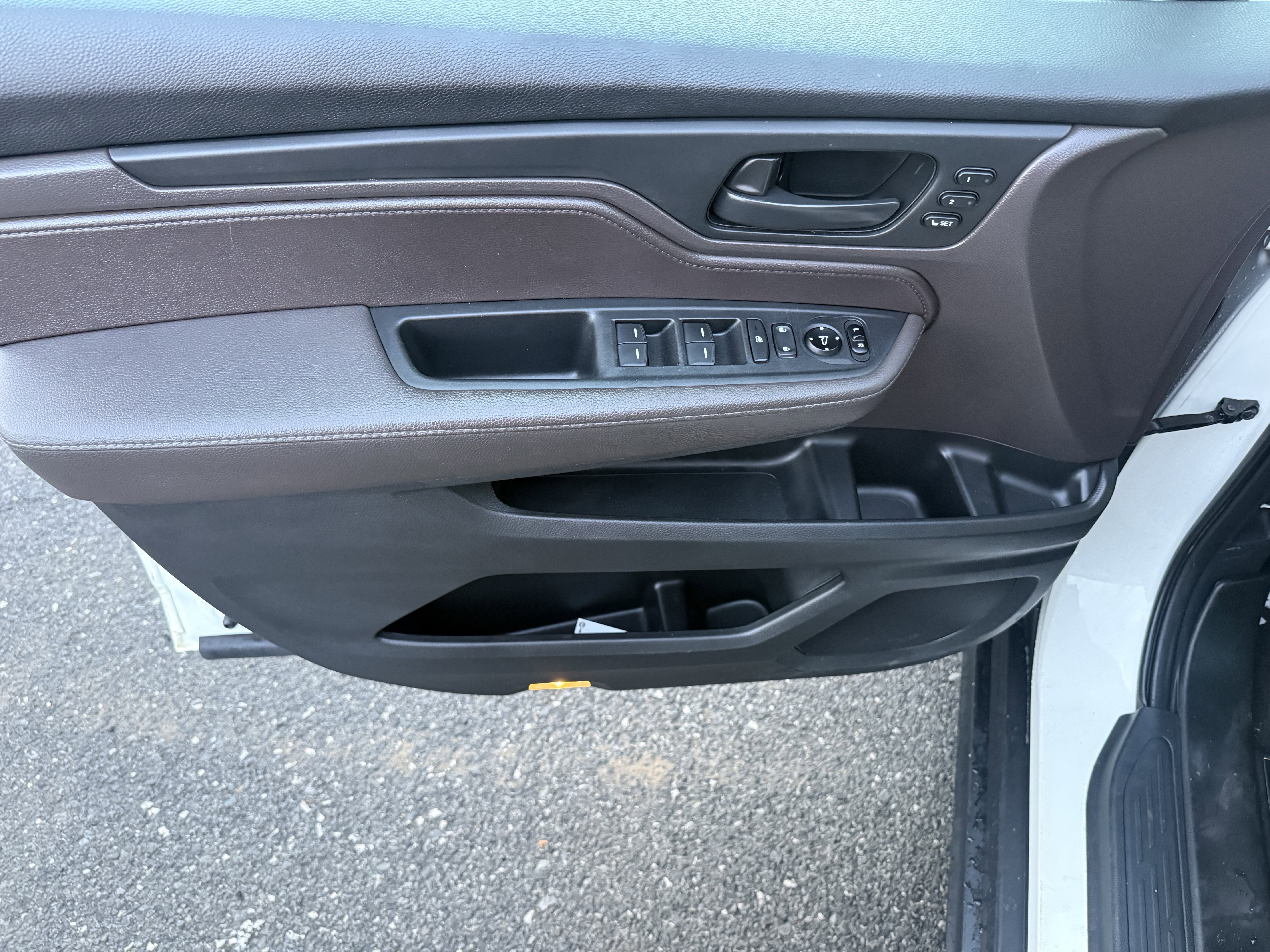 Used 2018 Honda Odyssey EX-L image 25