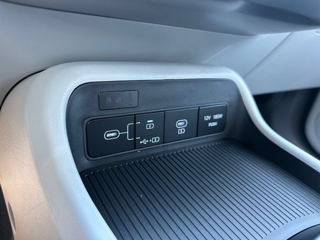 Used 2026 Hyundai Kona SE AWD/4WD image 26