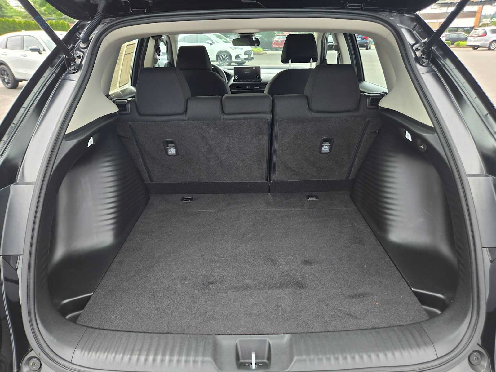 Used 2023 Honda HR-V LX image 13