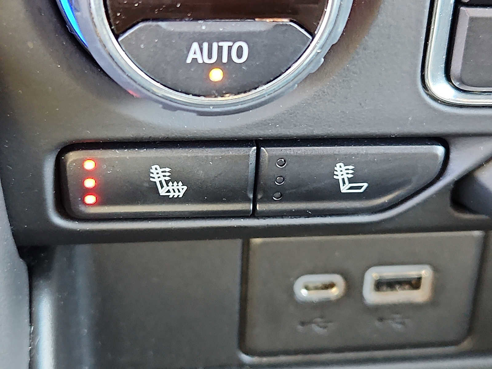 Used 2022 Chevrolet Tahoe RST w/ Luxury Package image 24