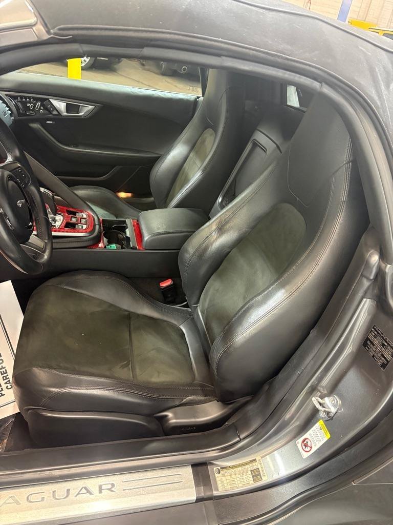 Used 2017 Jaguar F-TYPE Convertible RWD image 14