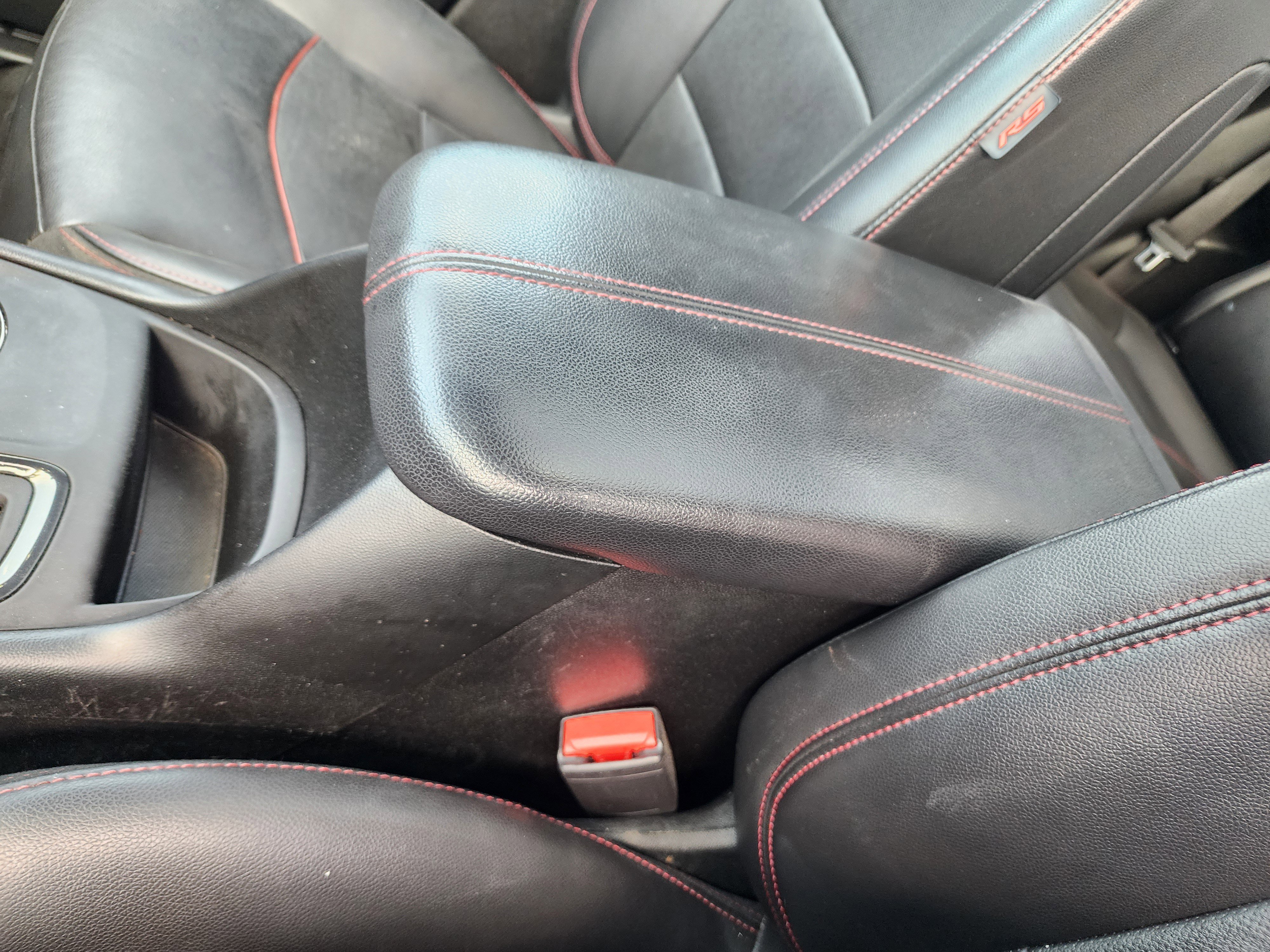 Used 2022 Chevrolet Equinox RS w/ RS Leather Package image 37