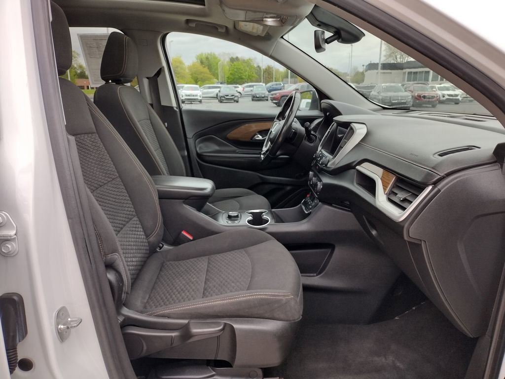 Used 2020 GMC Terrain SLE w/ Driver Convenience Package AWD/4WD image 21