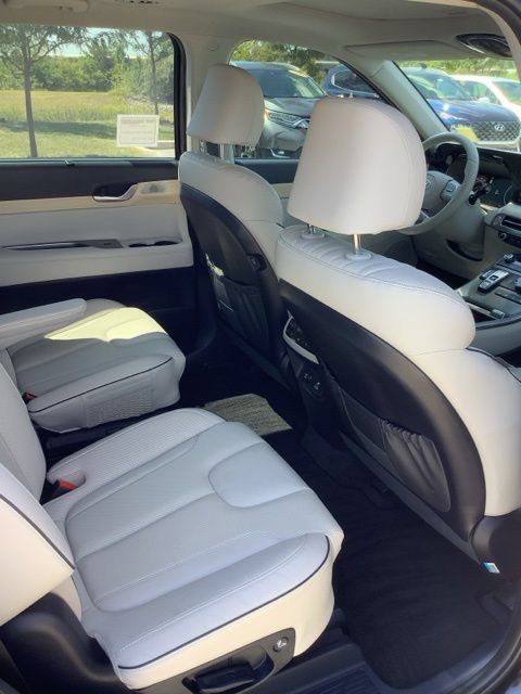 Used 2023 Hyundai Palisade Limited w/ Cargo Package AWD/4WD image 26