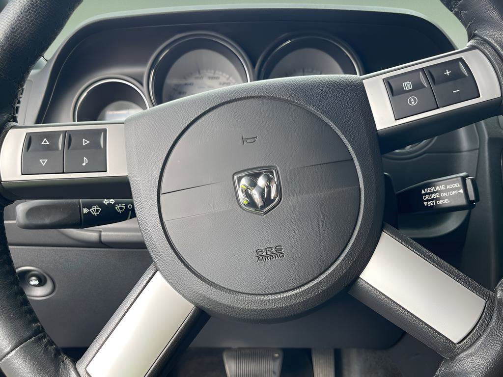 Used 2008 Dodge Challenger SRT8 image 42