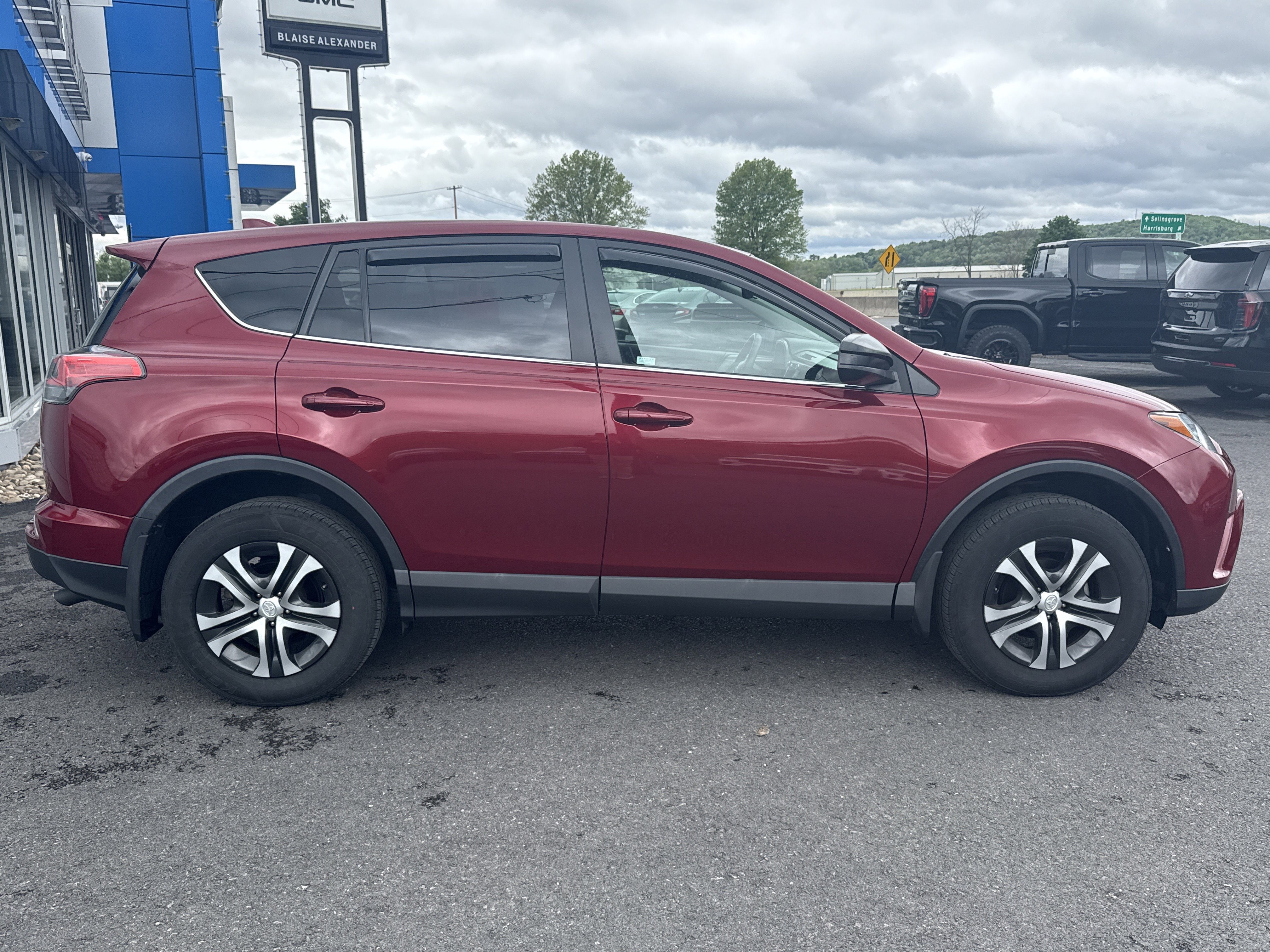Used 2018 Toyota RAV4 LE w/ All Weather Liner Package AWD/4WD image 2
