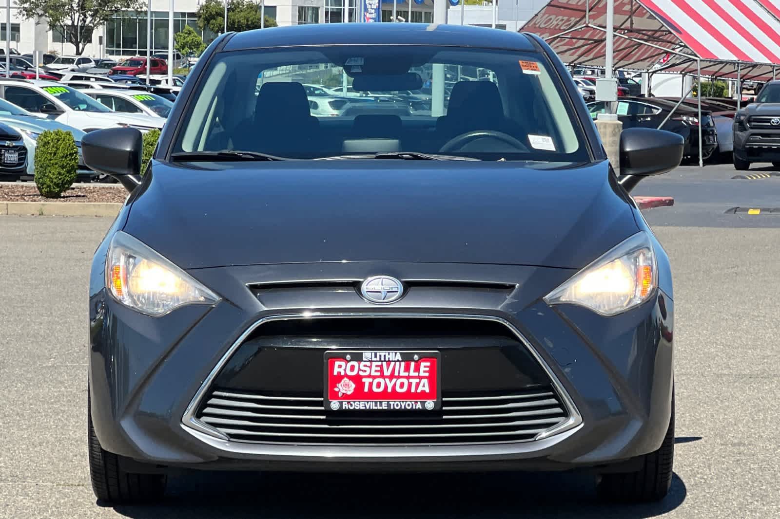 Used 2016 Scion iA FWD image 10