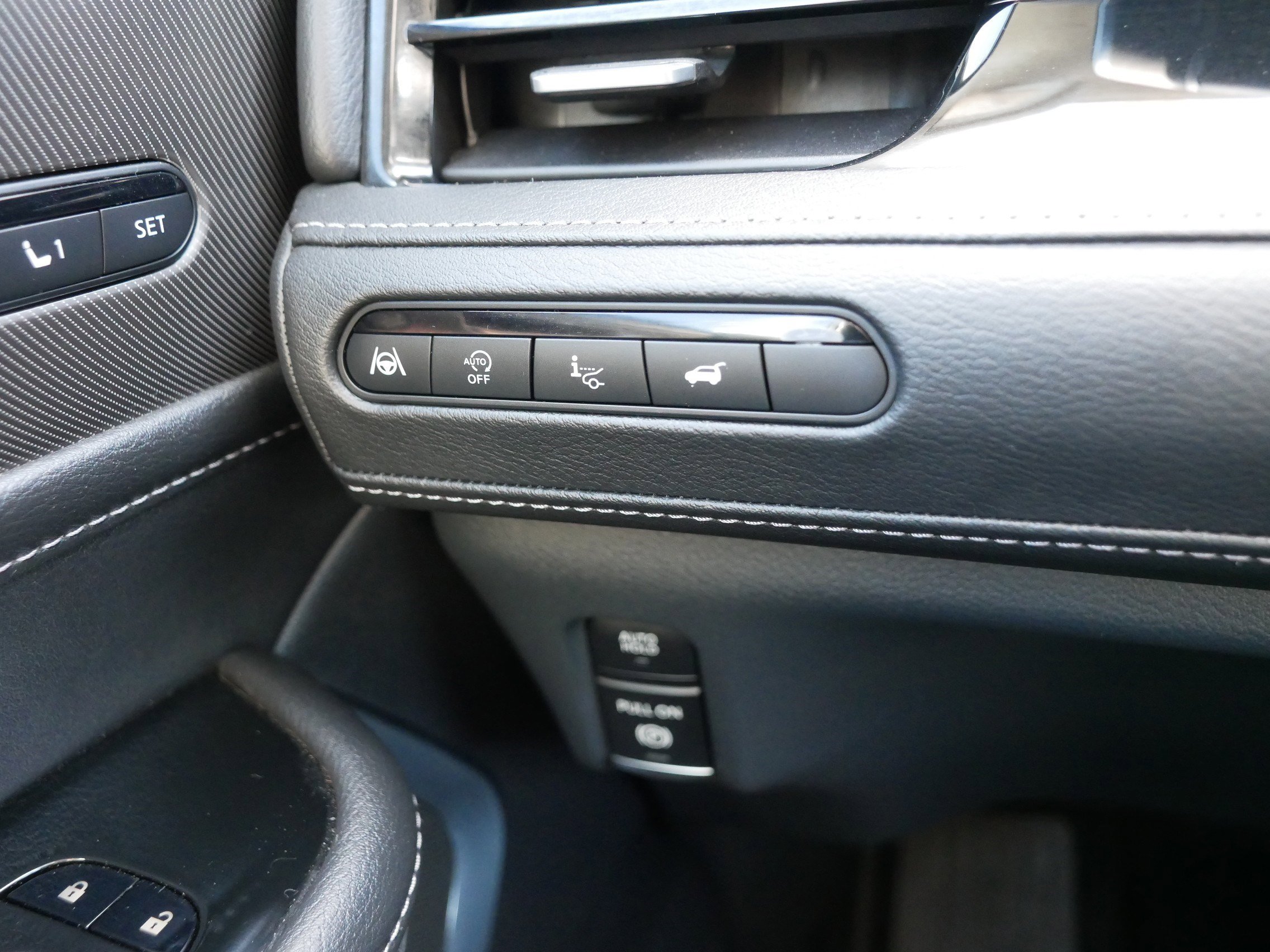 Certified 2025 INFINITI QX80 Luxe image 25