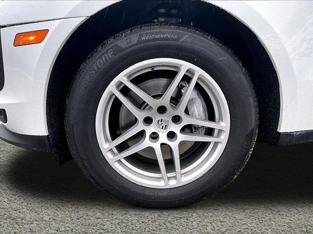 Used 2020 Porsche Macan image 9