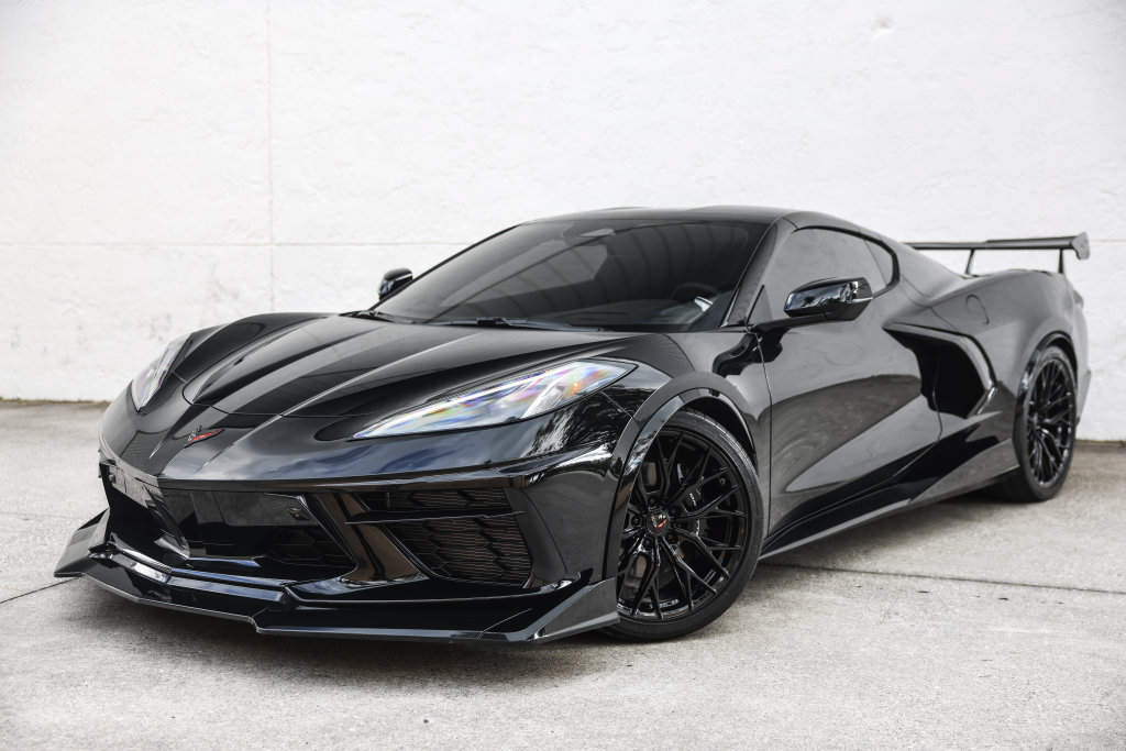 Used 2025 Chevrolet Corvette Stingray Preferred Cpe RWD image 11
