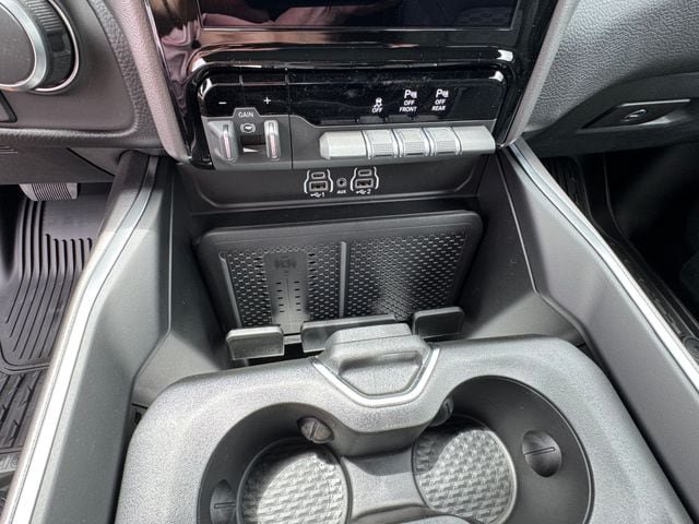 New 2026 RAM 1500 Big Horn AWD/4WD image 25