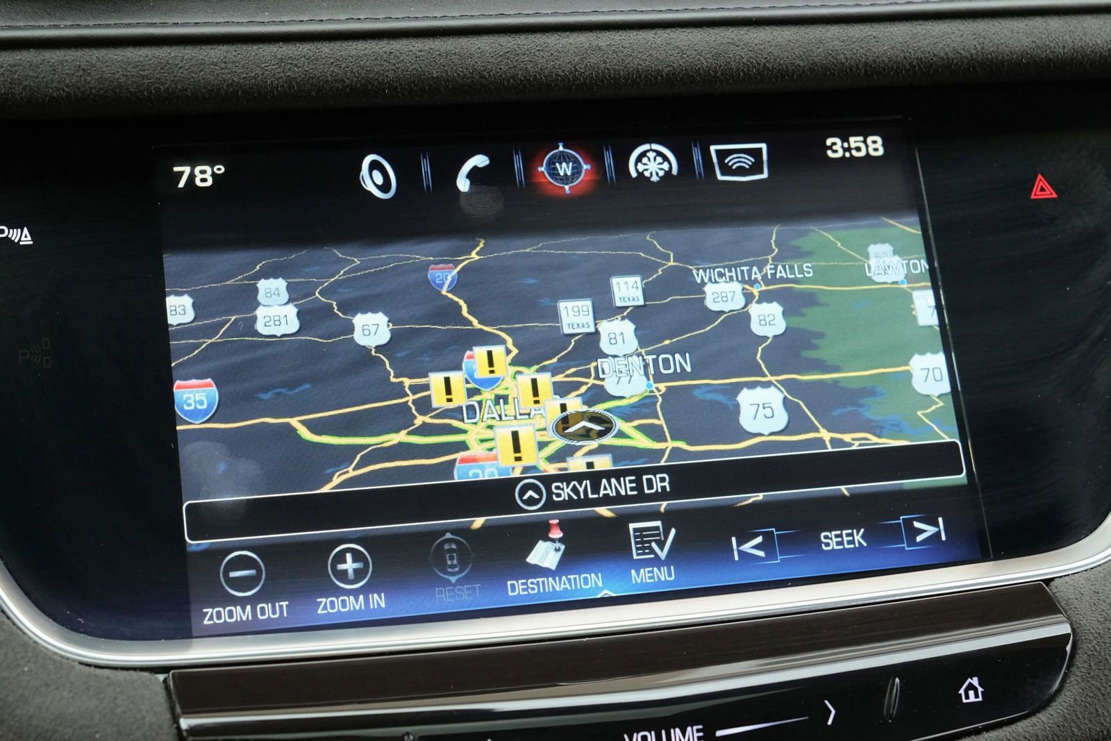 Used 2017 Cadillac XT5 Platinum image 32