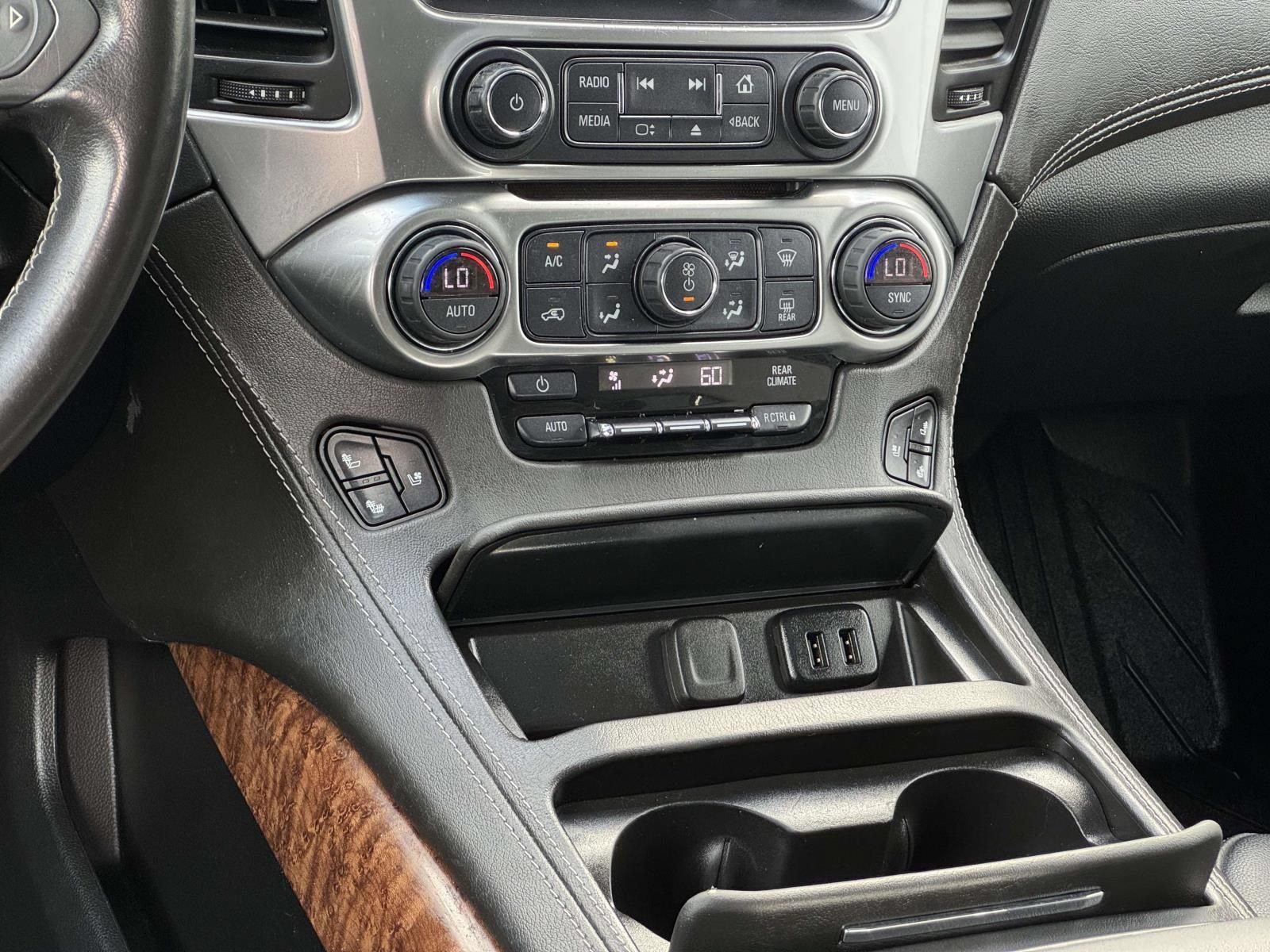 Used 2020 Chevrolet Suburban Premier AWD/4WD image 4