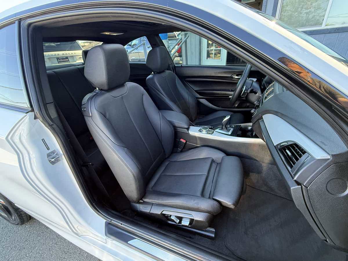 Used 2017 BMW 230i Coupe RWD image 8