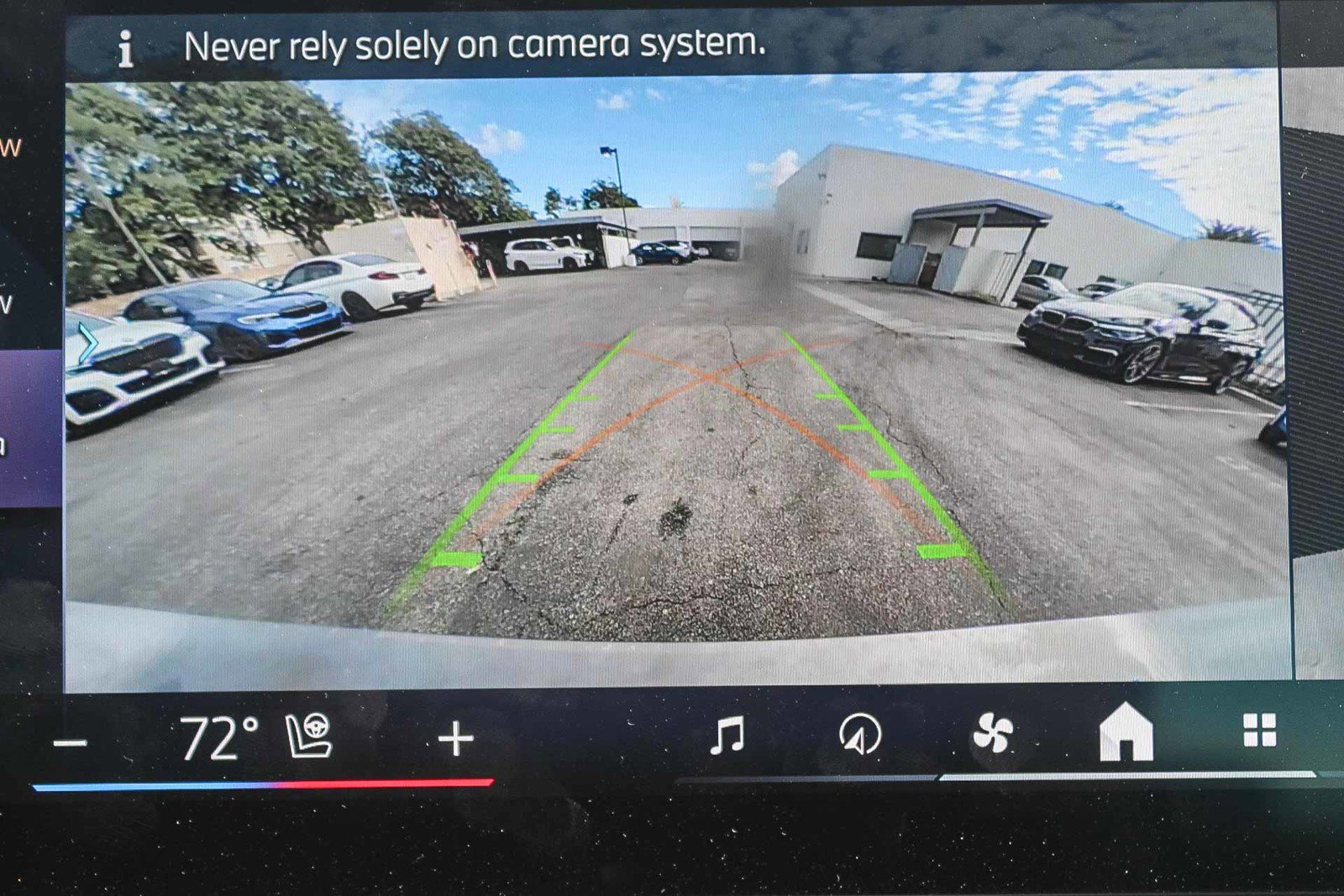 Used 2025 BMW i5 xDrive40 image 24