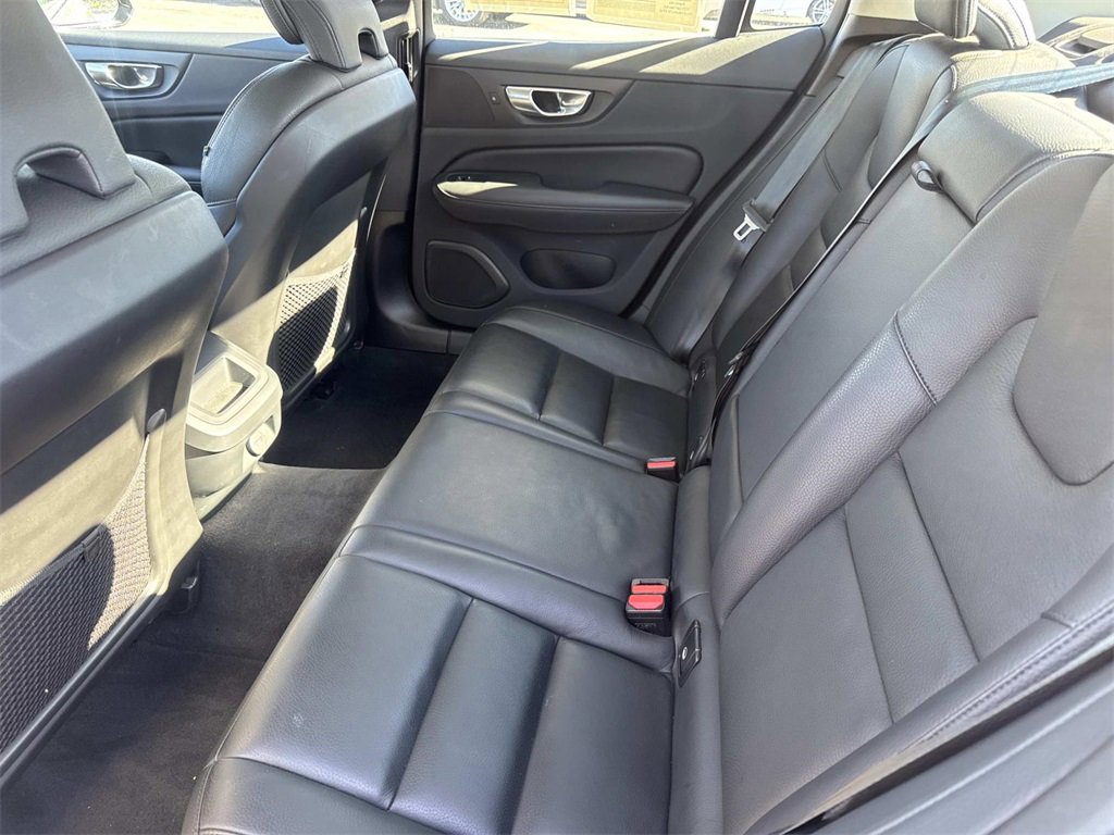 Used 2024 Volvo S60 B5 Plus image 25