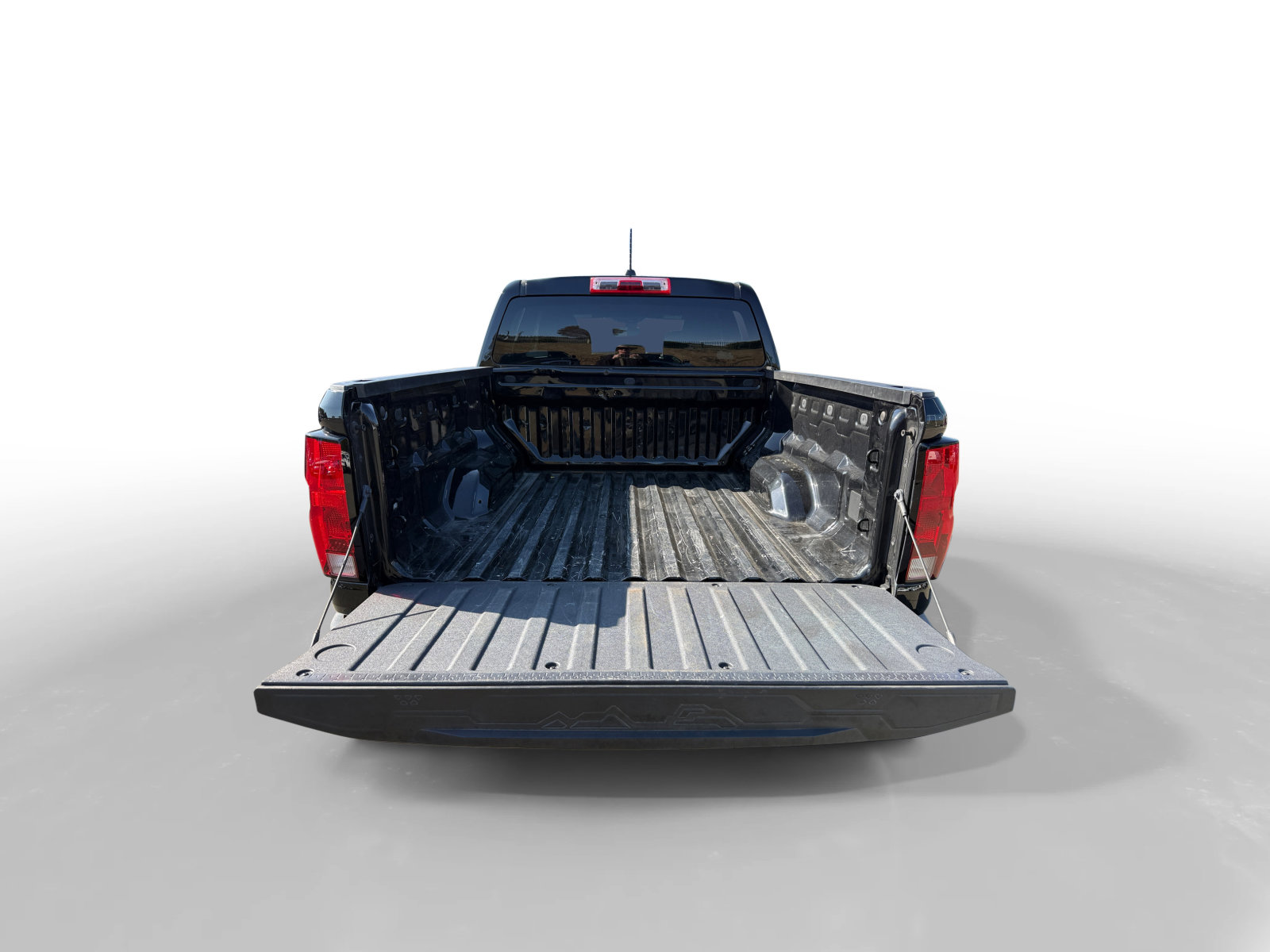 Used 2023 Chevrolet Colorado W/T image 17