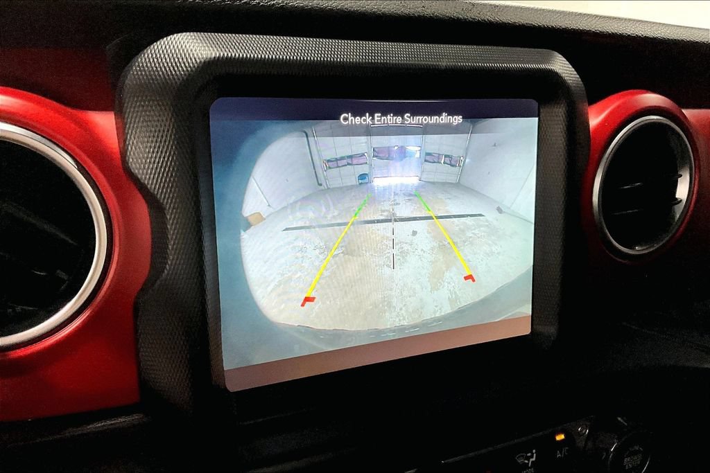 Used 2021 Jeep Wrangler Unlimited Rubicon AWD/4WD image 28