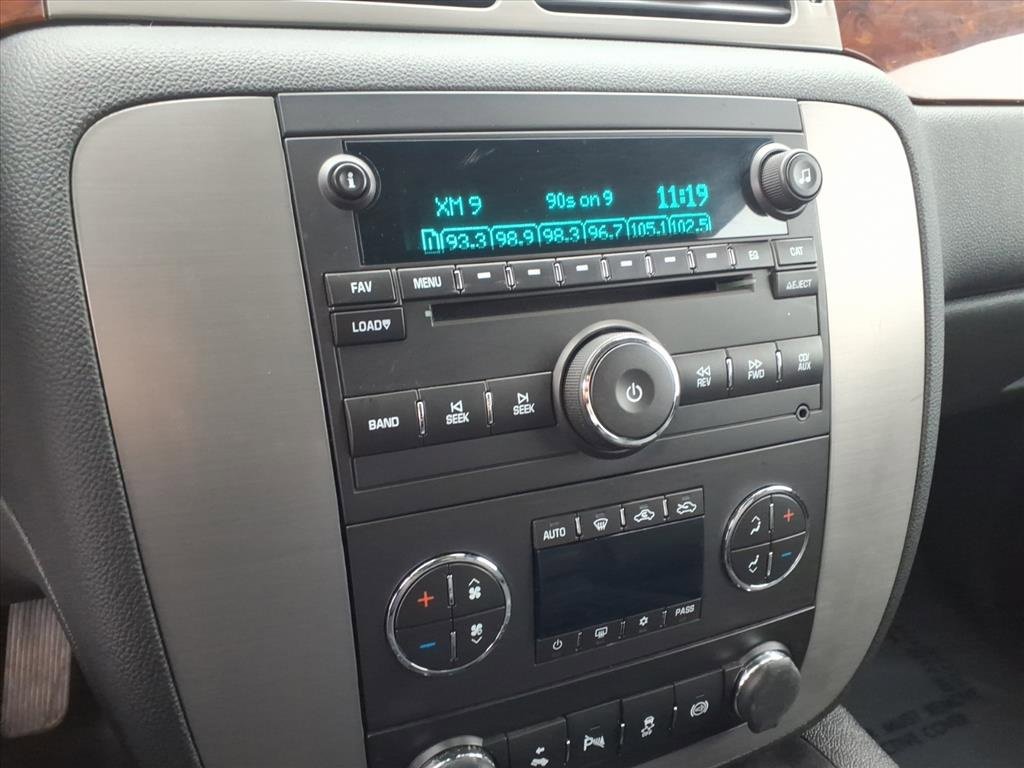 Used 2014 GMC Sierra 2500 SLT w/ SLT Convenience Package image 12