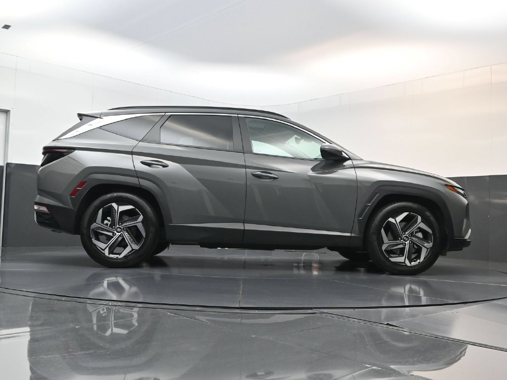Certified 2024 Hyundai Tucson SEL w/ Convenience Package FWD image 24