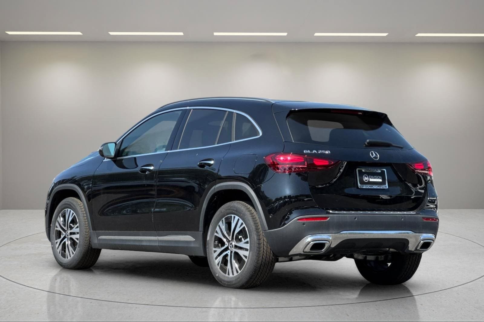 Used 2025 Mercedes-Benz GLA 250 image 8