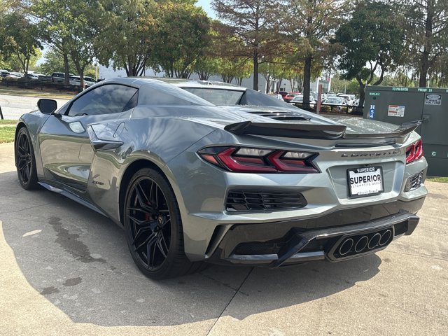 Used 2023 Chevrolet Corvette Z06 w/ Stealth Interior Trim Package RWD image 8