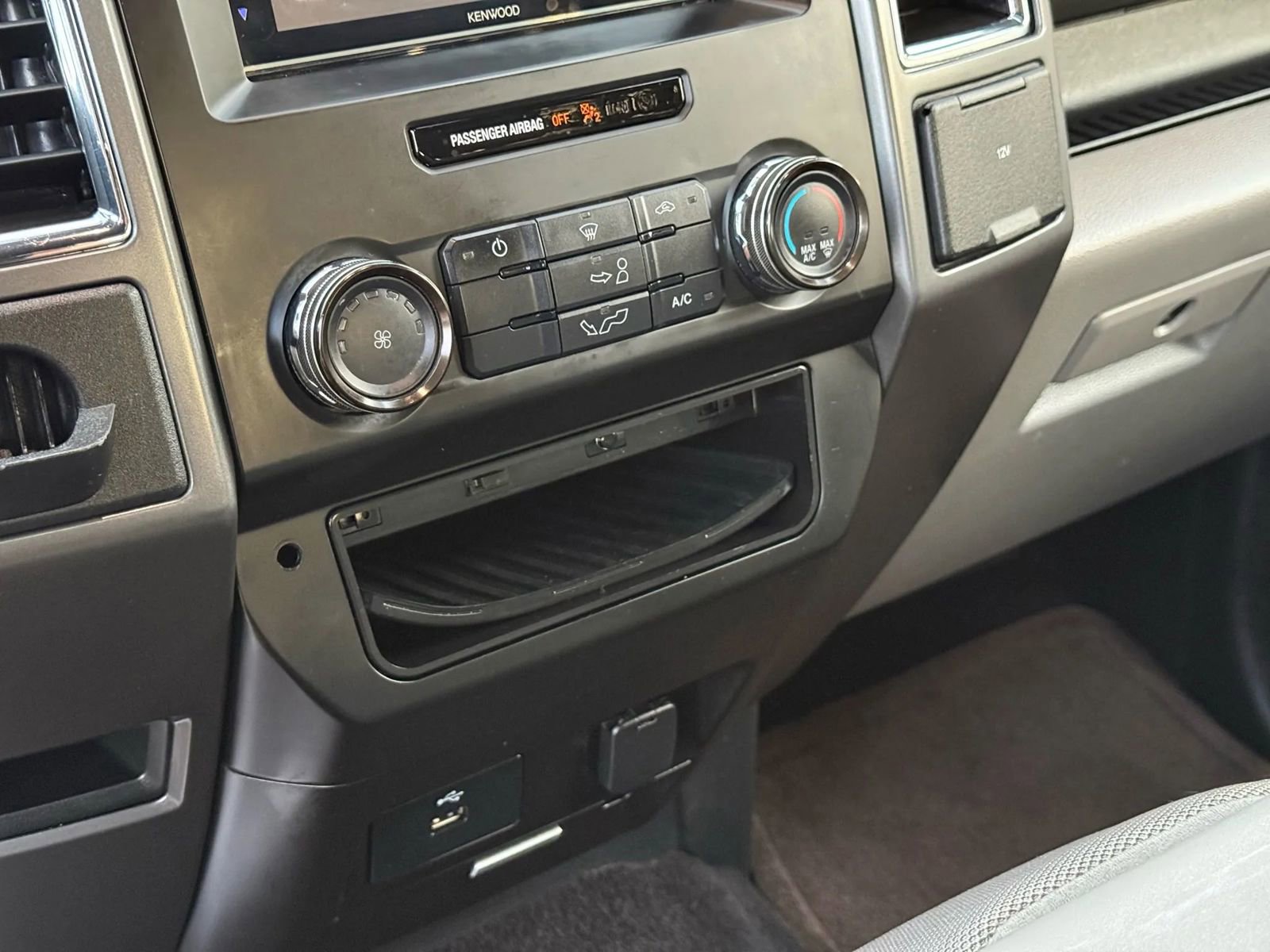 Used 2017 Ford F150 XLT image 21