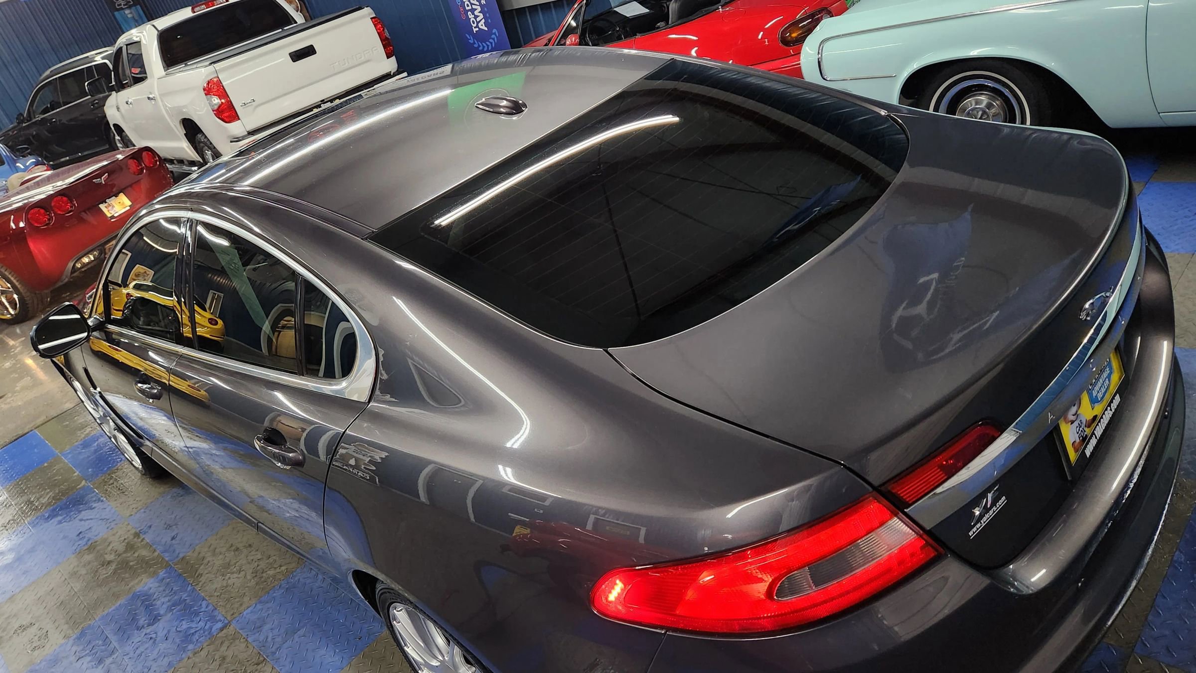 Used 2011 Jaguar XF Portfolio image 58