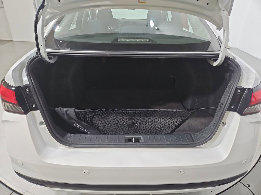 Used 2024 Nissan Versa SR w/ Trunk Package image 22