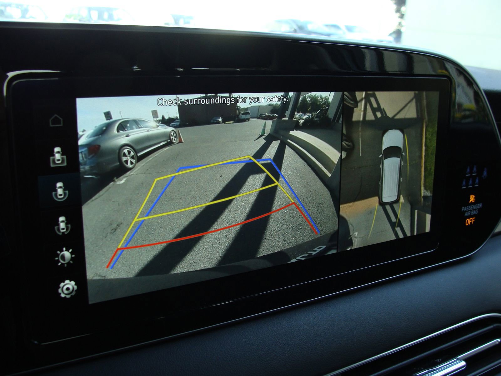 Used 2022 Hyundai Palisade Limited w/ Cargo Package image 24