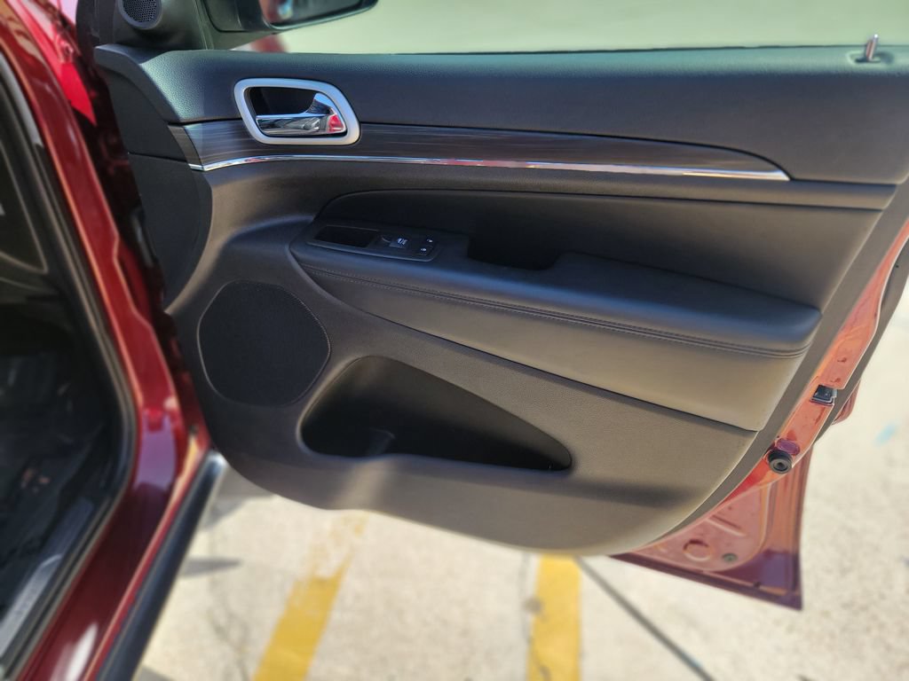 Used 2022 Jeep Grand Cherokee Limited RWD image 13