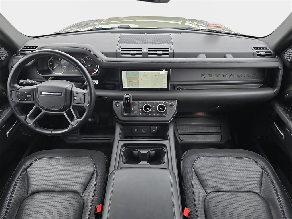Used 2023 Land Rover Defender 110 X-Dynamic SE image 9