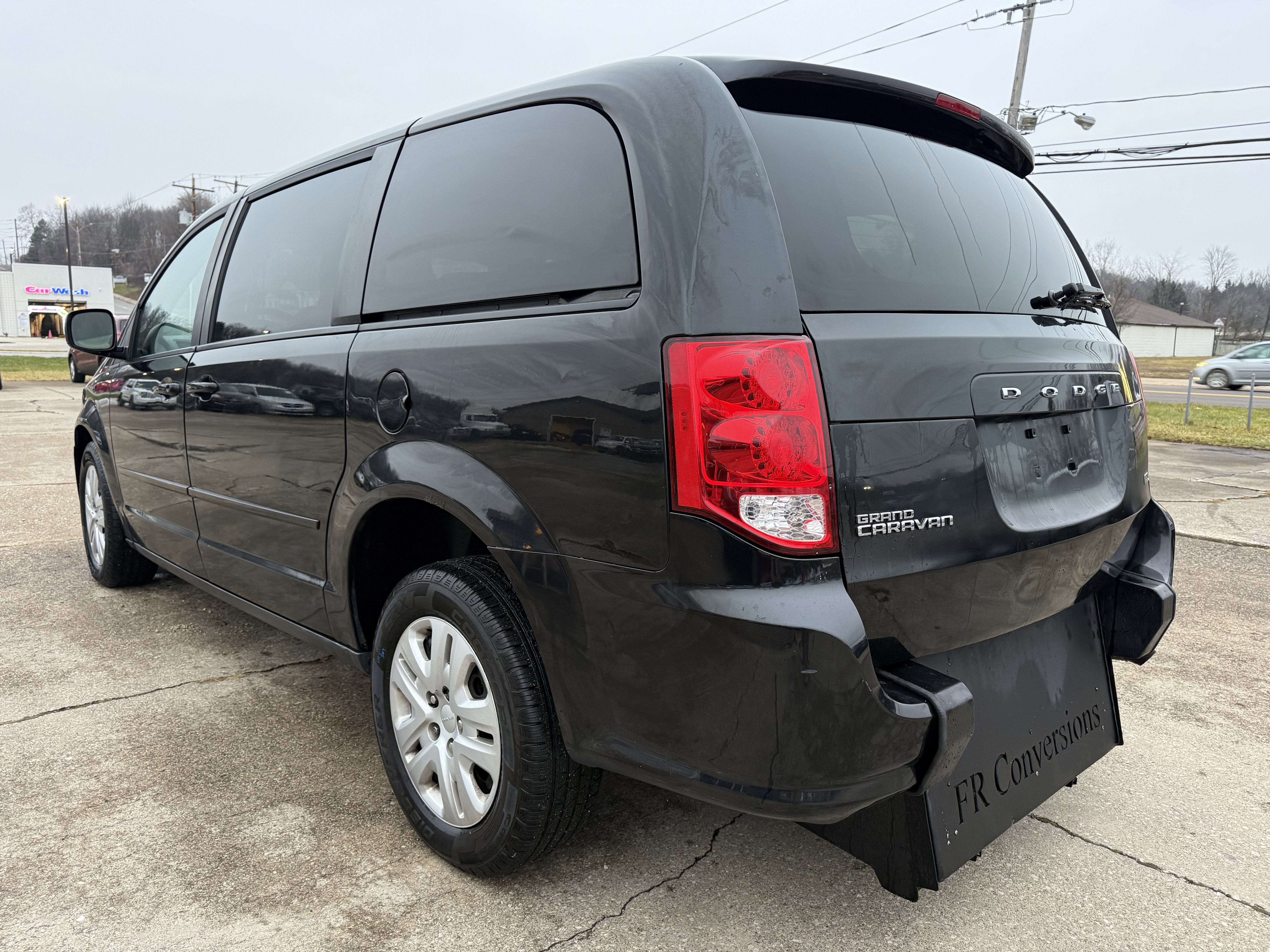 Used 2014 Dodge Grand Caravan SE w/ Quick Order Package 29E SE image 4