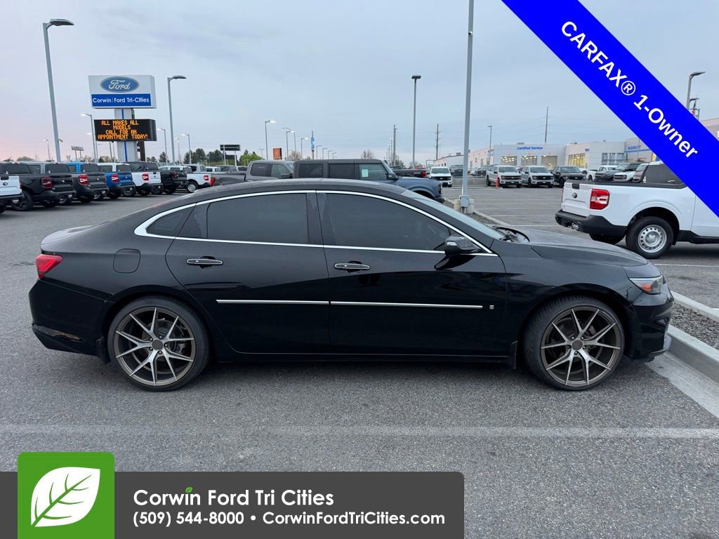 Used 2017 Chevrolet Malibu Premier w/ Premier Sun and Wheel Package image 9