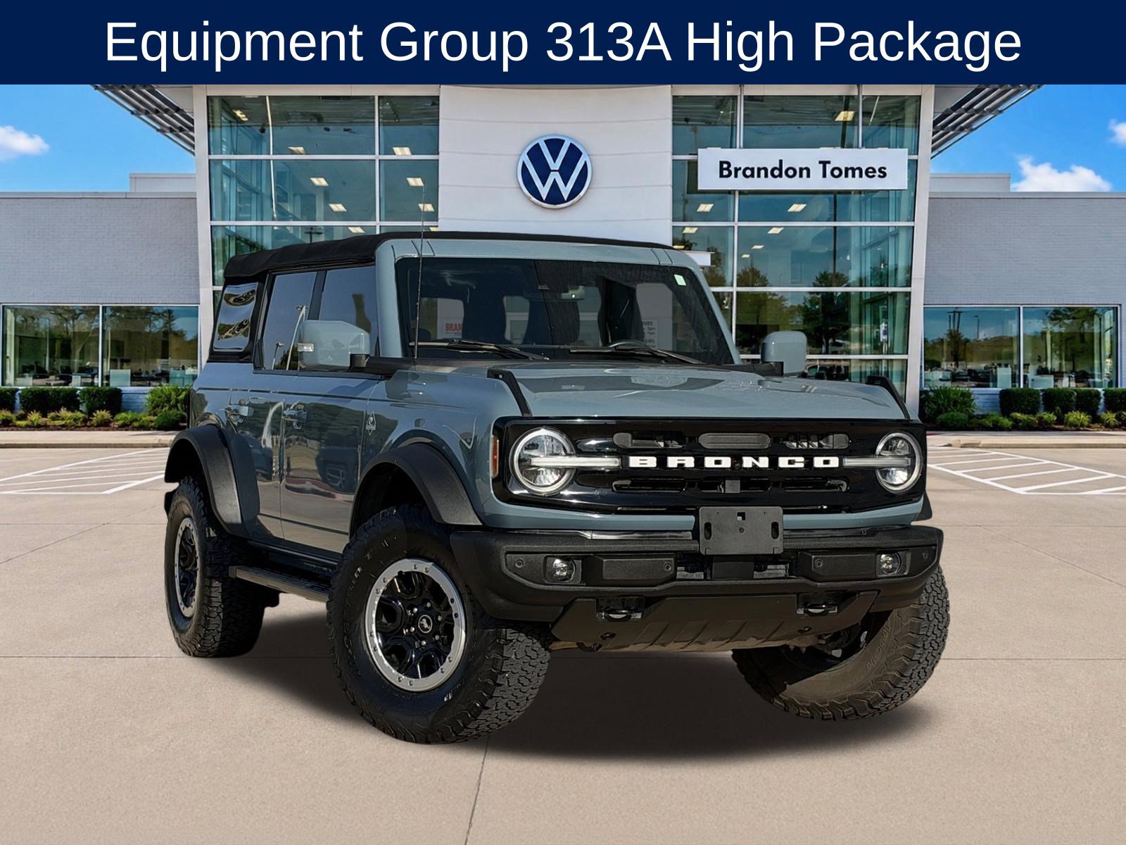 Used 2021 Ford Bronco Outer Banks w/ Sasquatch Package AWD/4WD image 2
