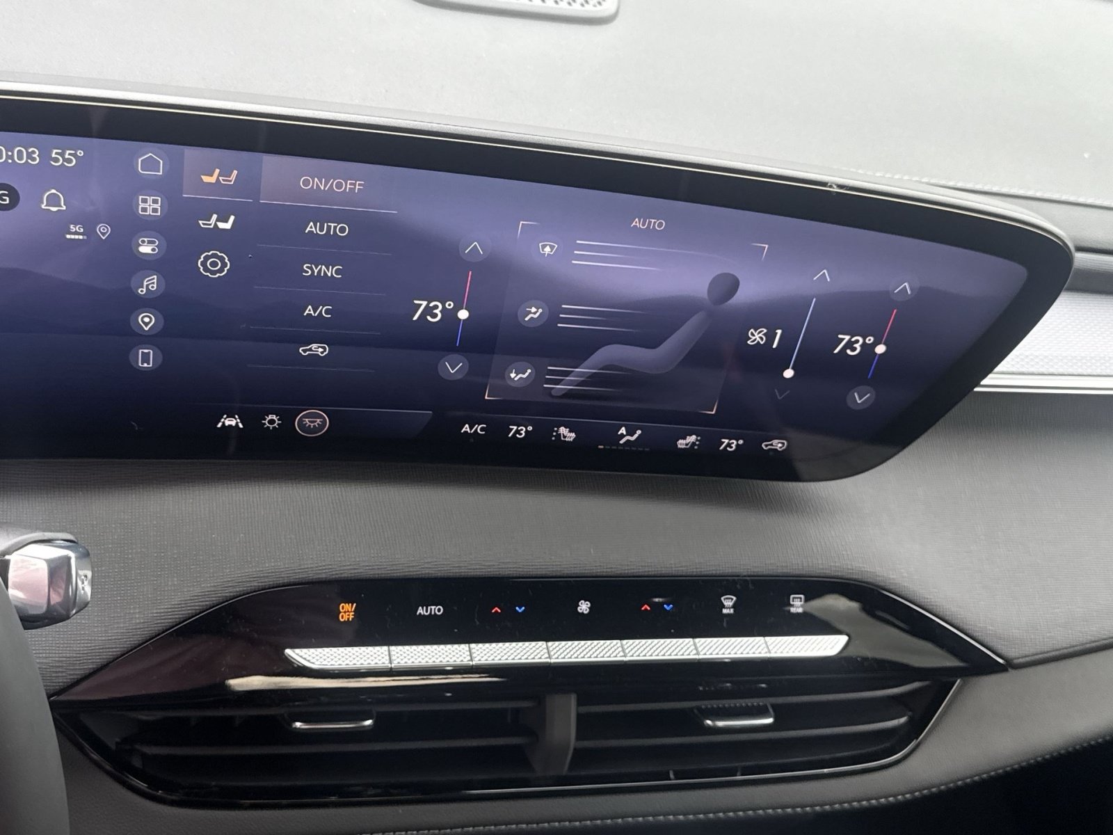 New 2026 Buick Enclave Sport Touring w/ Power Package AWD/4WD image 21