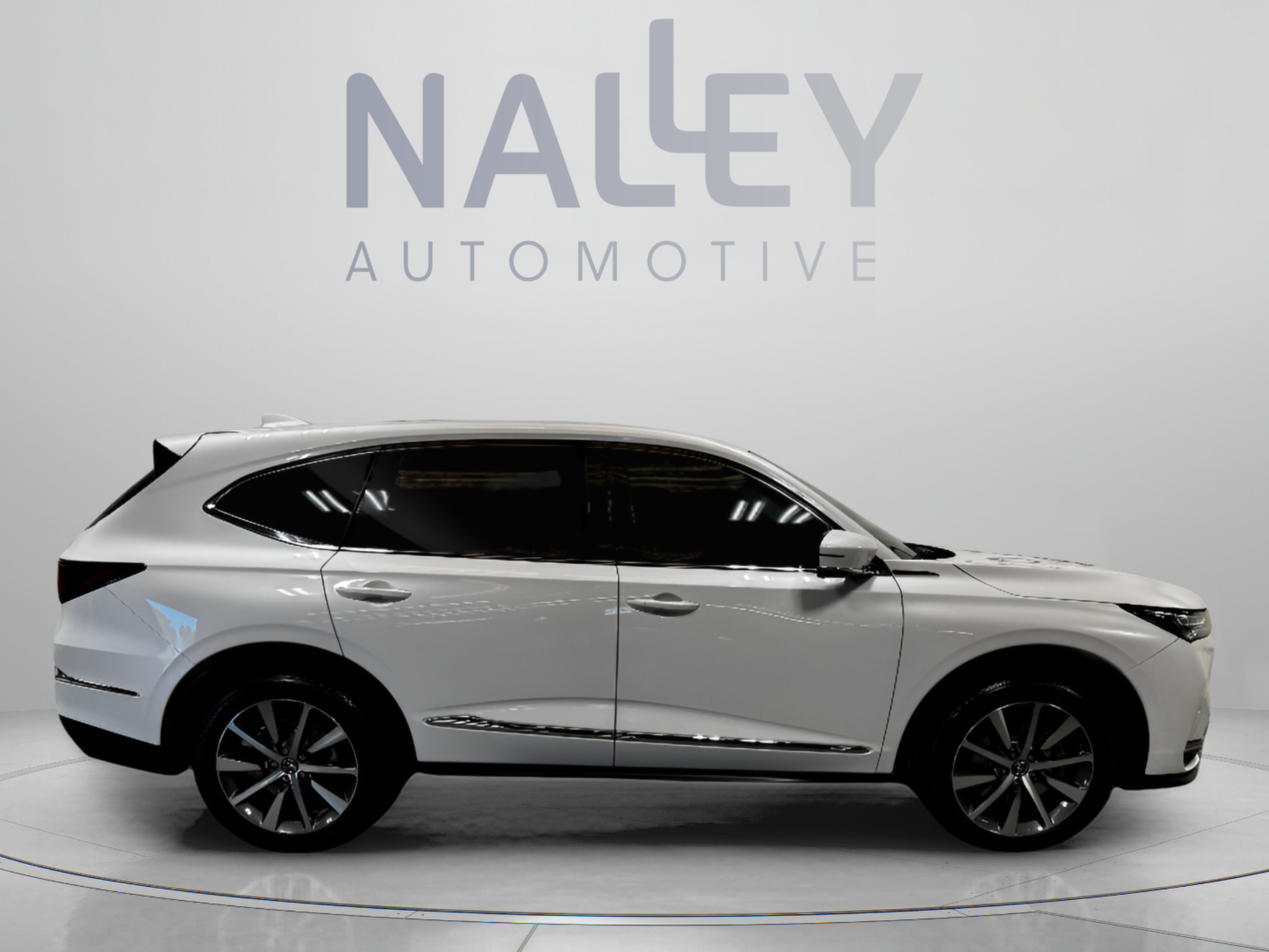 Certified 2025 Acura MDX w/ Technology Package FWD image 6