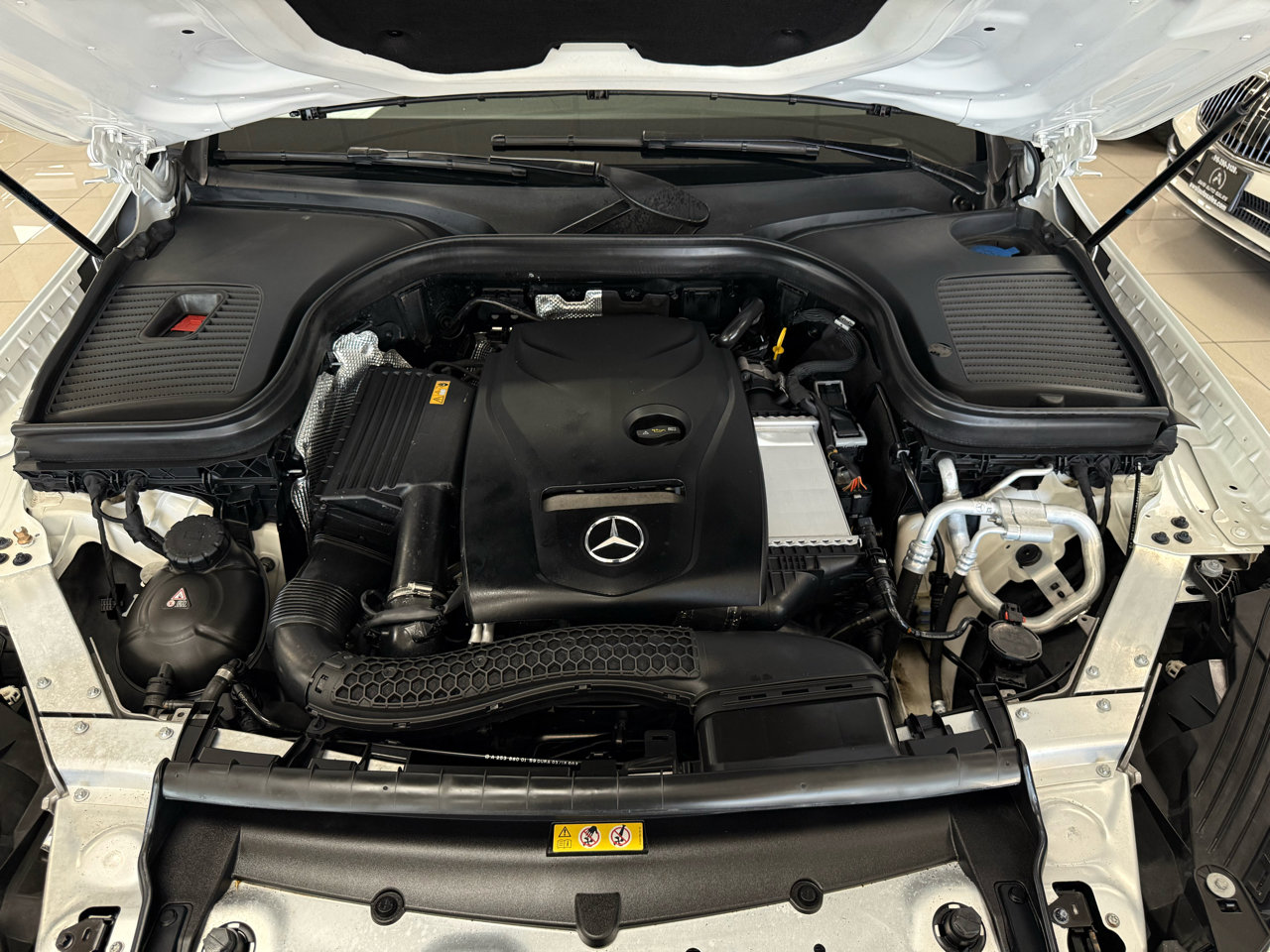 Used 2018 Mercedes-Benz GLC 300 GLC300 4MATIC image 34