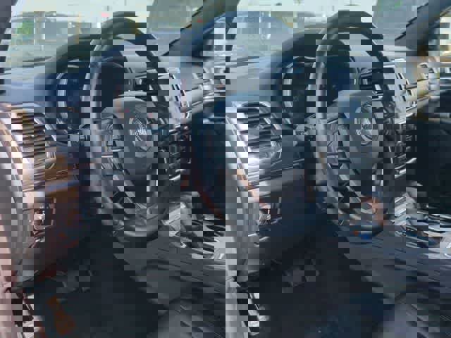 Used 2019 Jeep Grand Cherokee Limited w/ Luxury Group II AWD/4WD image 10