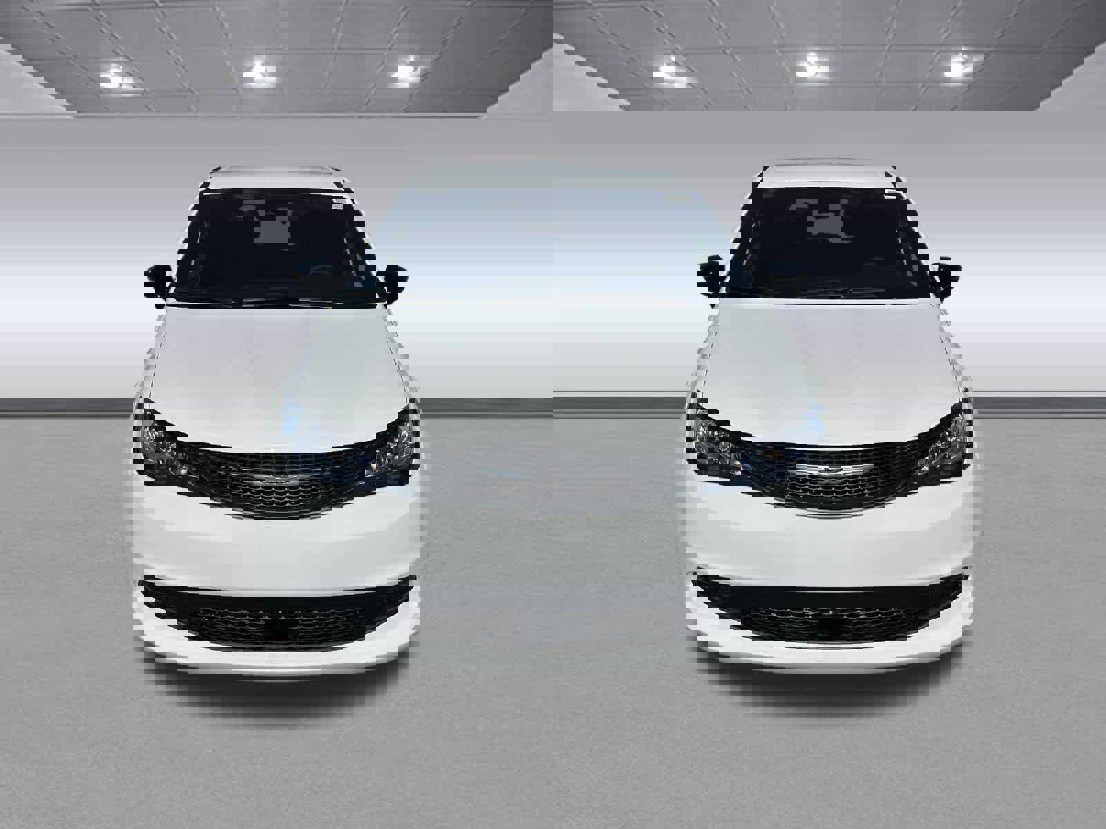 New 2026 Chrysler Voyager LX image 2