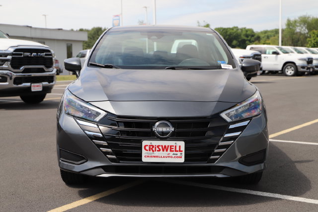 Used 2025 Nissan Versa SV FWD image 7