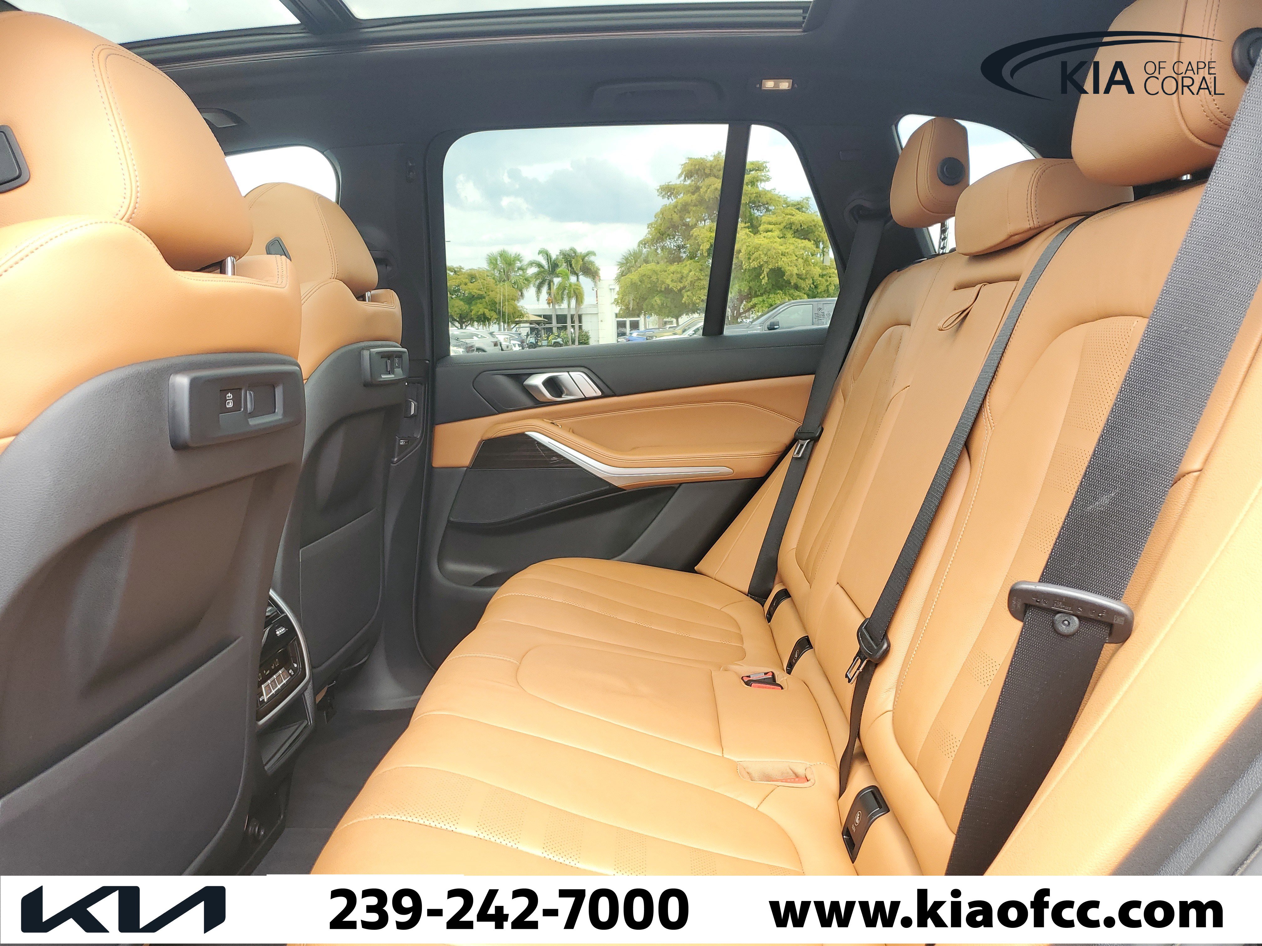 Used 2021 BMW X5 xDrive40i w/ Convenience Package AWD/4WD image 11